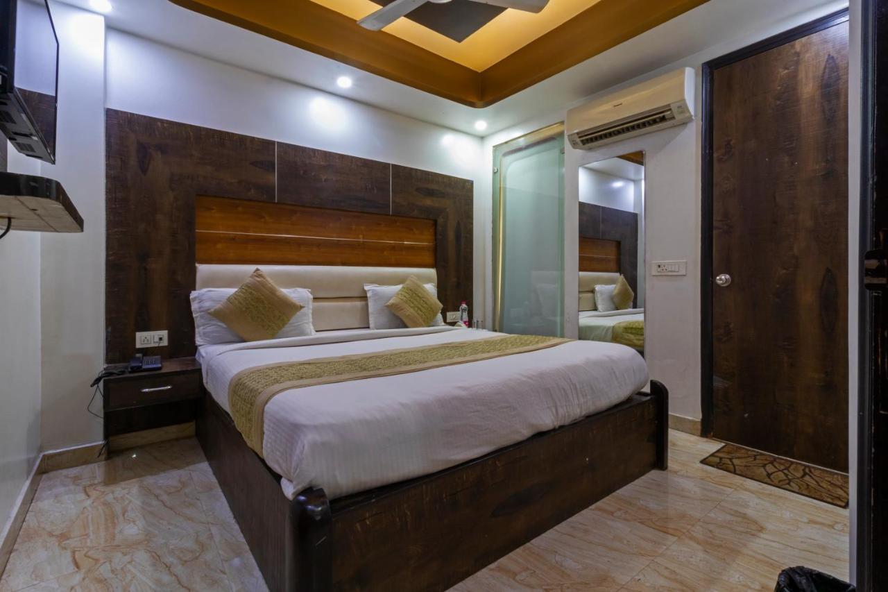 Hotel The Amour Dx Near Igi Airport Delhi New Delhi Exterior photo