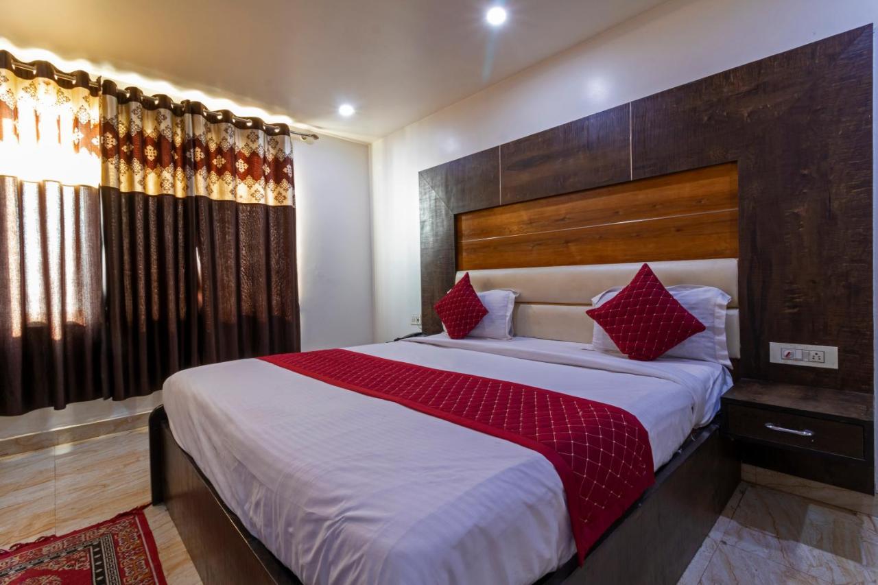 Hotel The Amour Dx Near Igi Airport Delhi New Delhi Exterior photo